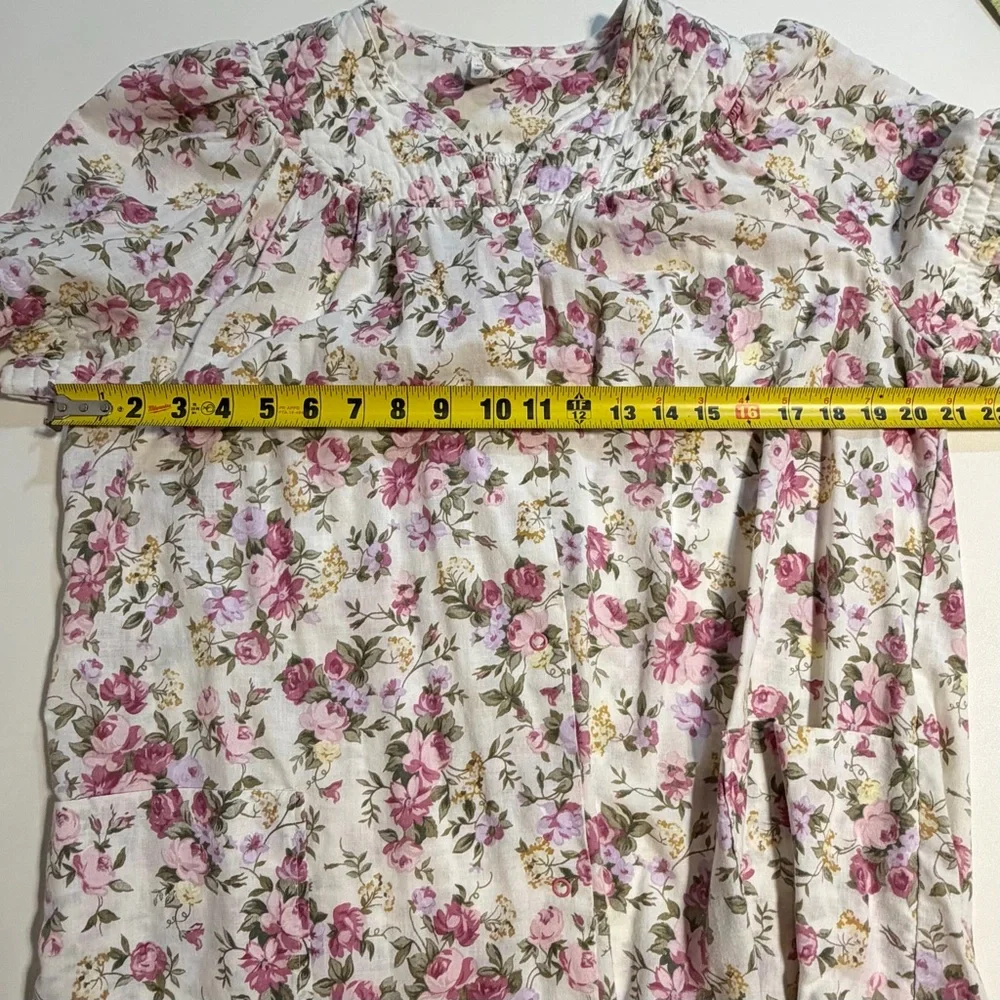 Vintage loungewear house